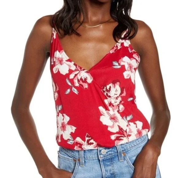 LEITH Red Floral Side Drape Wrap Camisole - Large - NWT - Picture 3 of 4